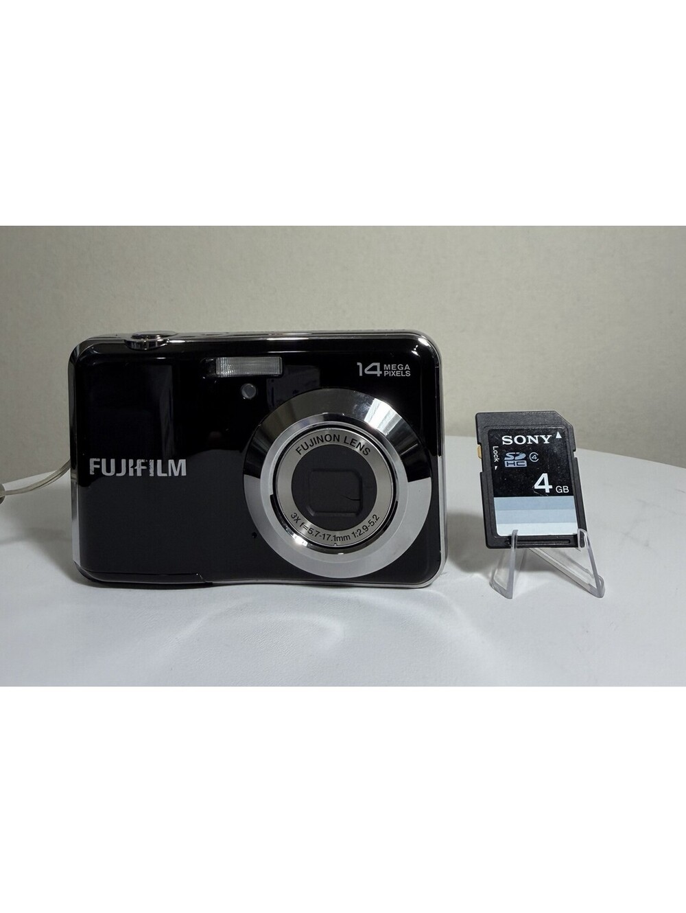 Fujifilm Digital Camera FinePix AV200 14.0MP BLK W/4GB SD Point & Shoot Compact